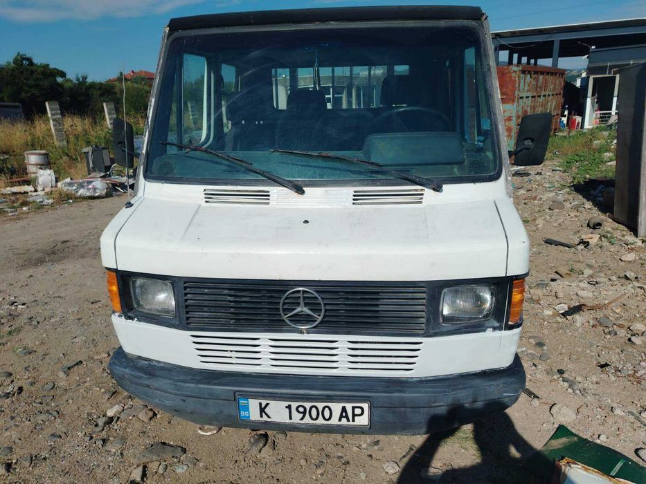 Mercedes-Benz 308 308d