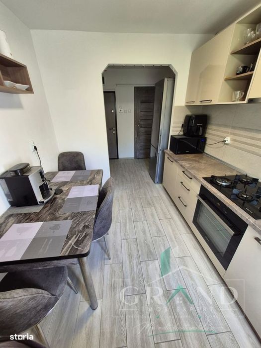 Apartament de vanzare 3 camere , 65 mp ,Manastur.