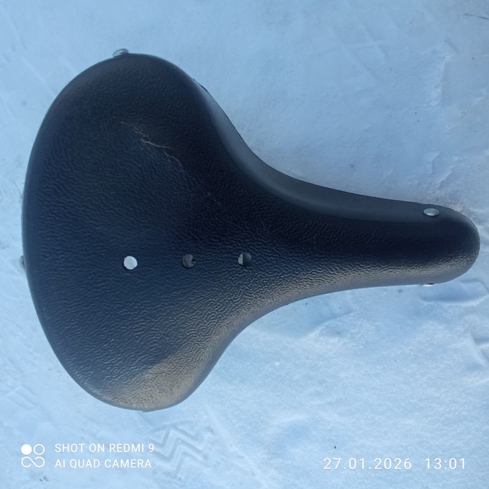 Сиденье велосипедное