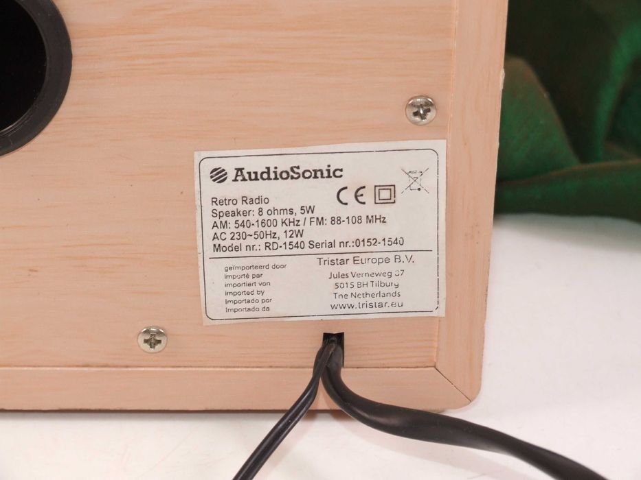 Radio AudioSONIC, FM/AM, antena telescopica, furnir, sunet impecabil