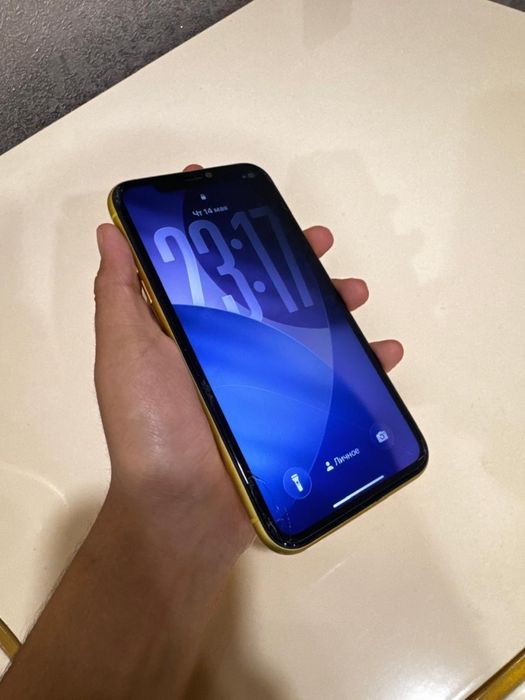 Iphone 11 продам