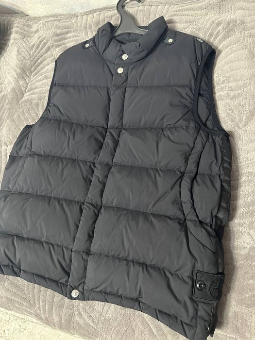 продам жилетку stone island shadow project