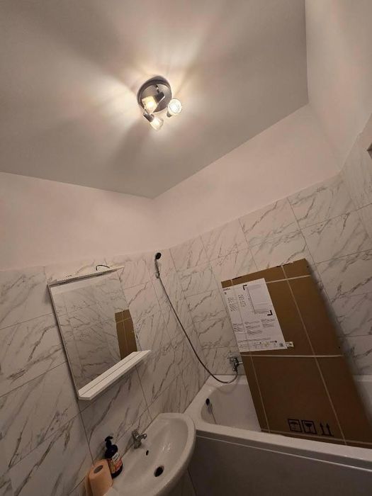 Proprietar, ofer spre inchiriere!