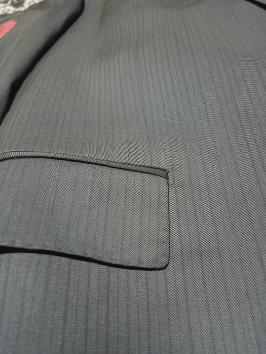 Абитуриентски костюм внос Австрия 20 лв. 46 размер