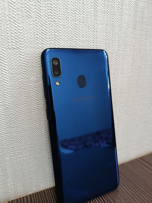 Samsung Galaxy A20