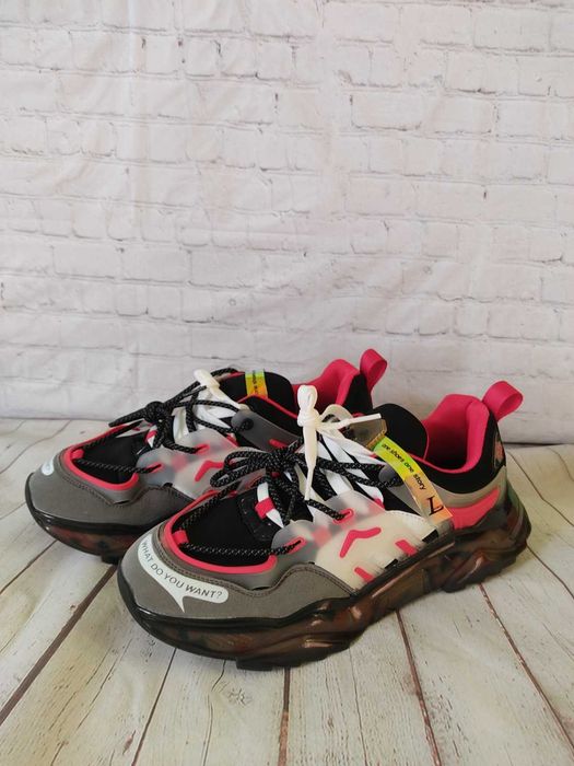 Мъжки спортни обувки - размер 46