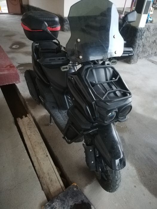 Skuter tank 2024