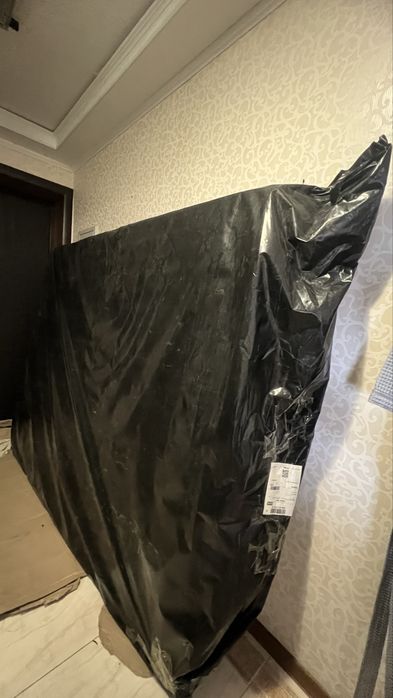 Кровать с матрасом