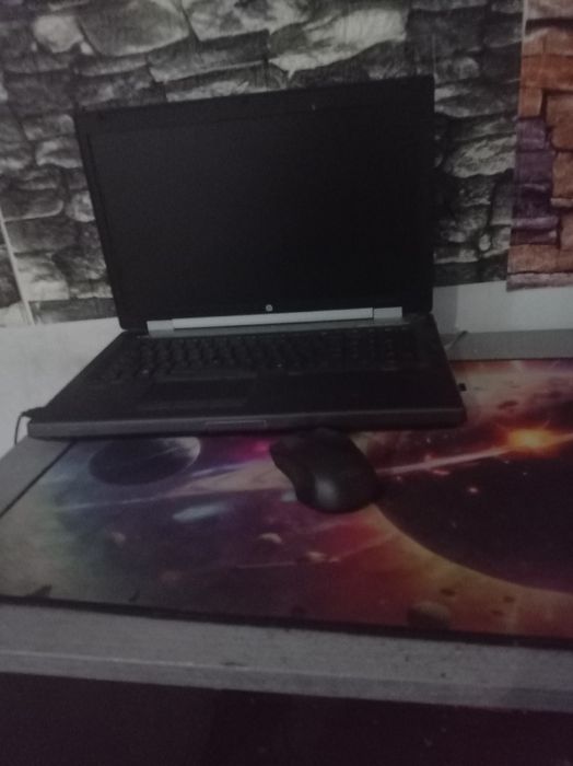 Vând laptop și bicicleta dh