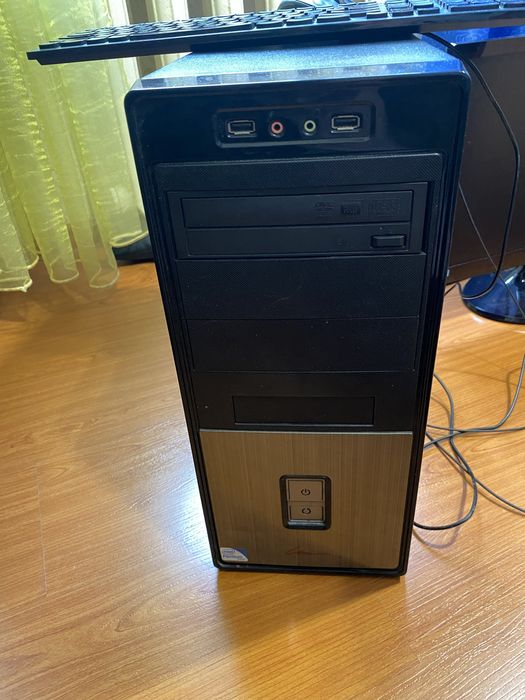 Стационарный компьютер