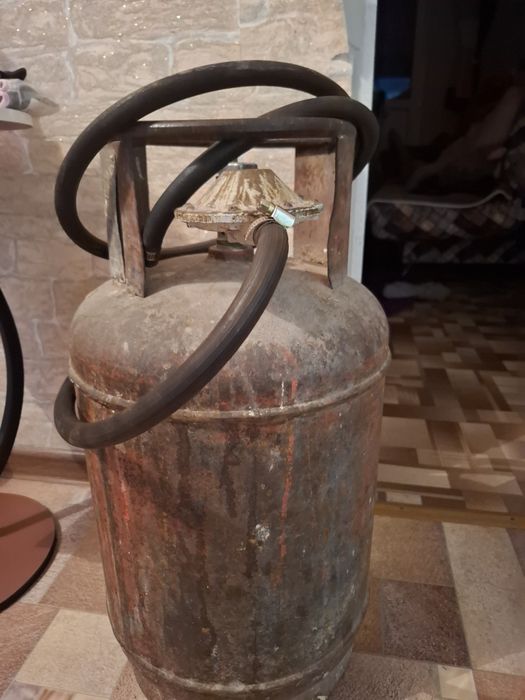 Продам газовый баллон