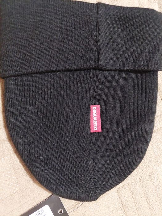 Продается Шапка dsquared2