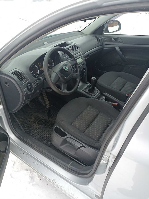 Продам шкоду октавию