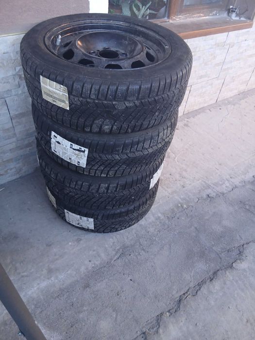 Гуми с ориринални джанти за BMW 195 55 16