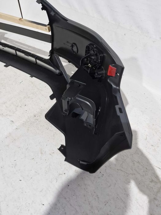 Bara fata Audi A4 B8 Facelift 2011 - 2015 cu gauri senzori de parcare , spalator far si grila inferioara mica