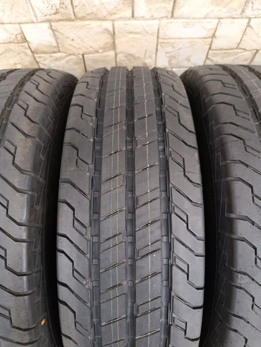 Нови летни гуми Continental 225/75/16 C 121/120,Дот 2025