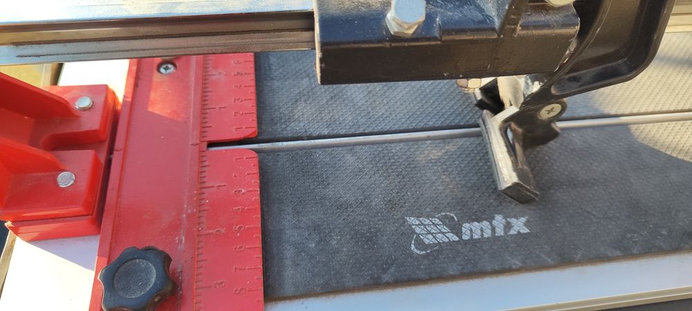 Машинка за рязане на плочки  MTX