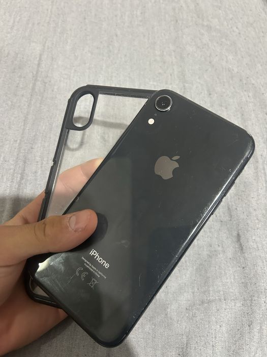 Продавам iPhone XR 128gb