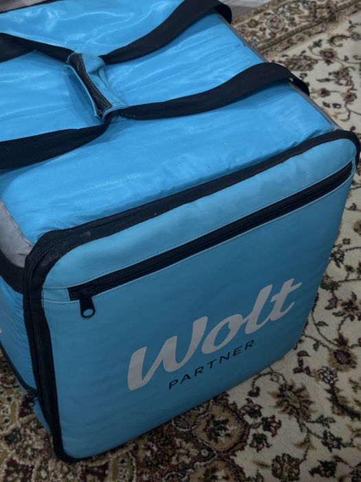 Продается Термо сумка wolt состояние идеальное