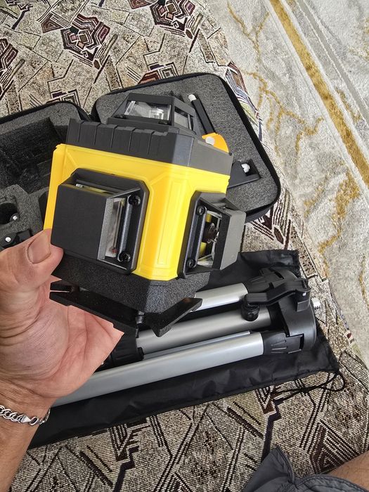 Продам лазерный уровень