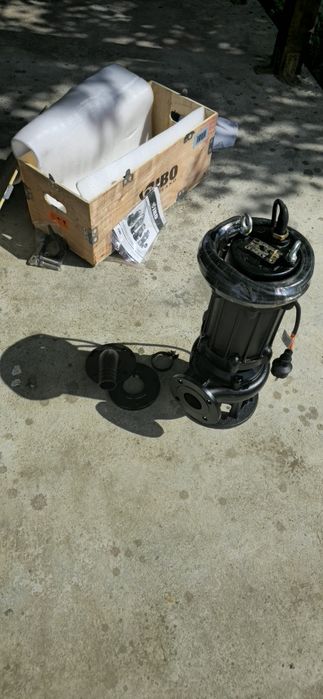 Фекална помпа IBO MWQ 50/1500, 1.5 KW, 16m 400л./м, с режещ механизъм