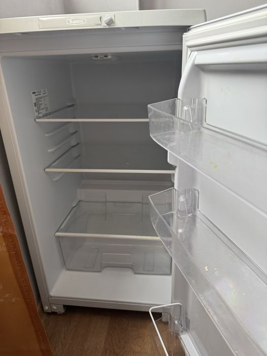 Продадим холодильник