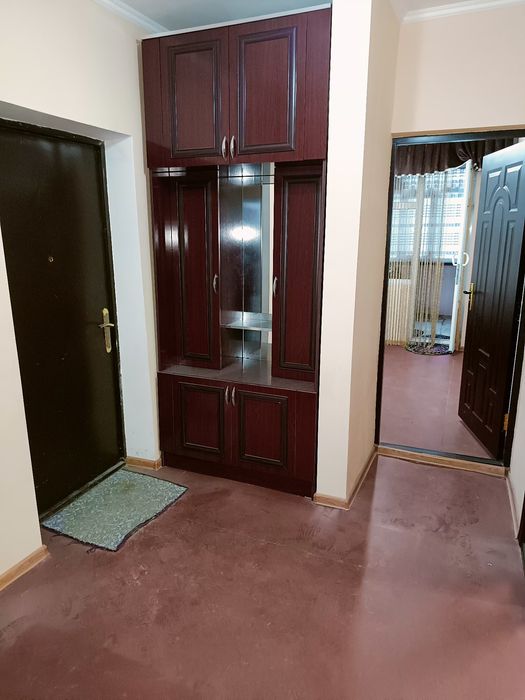 Квартира сотилади!