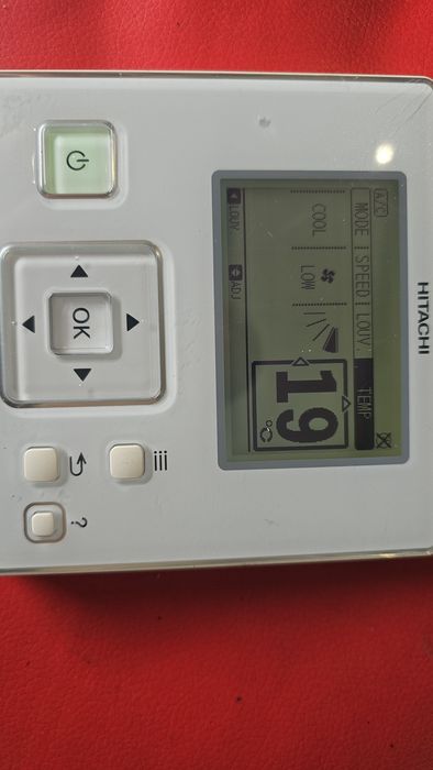 Hitachi 14kw стенен климатик RAS-4HVNC1E 36000btu 48000btu термопомпа