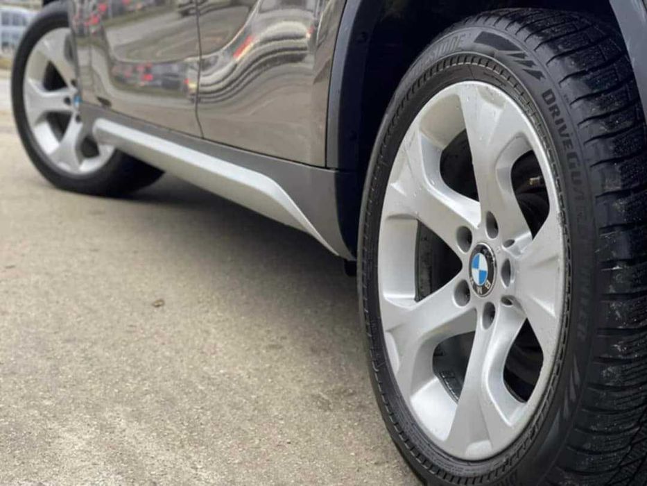 Продавам BMW X1 2013