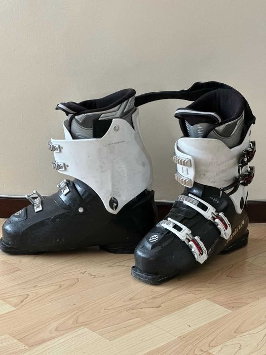 Горнолыжные ботинки