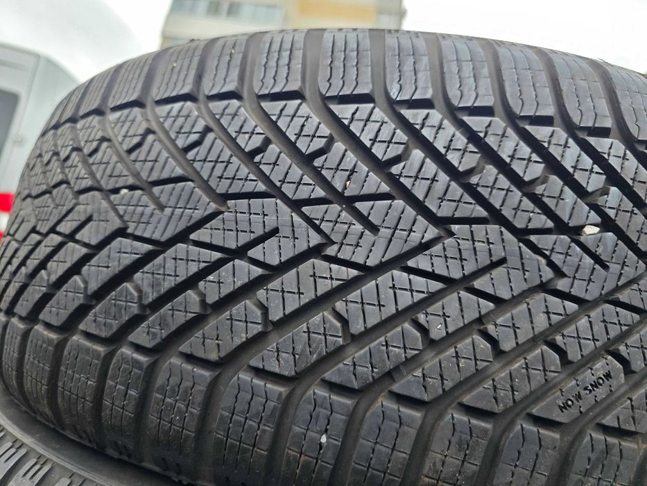 4бр Зимни гуми 205 65 17 - Pirelli - DOT 2023, 2024