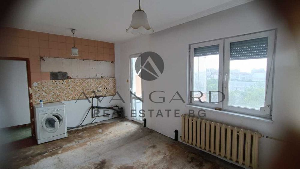 Продава се Тристаен апартамент в Пловдив, Тракия - 92 кв.м за 1370 €/кв.м - Снимка #4