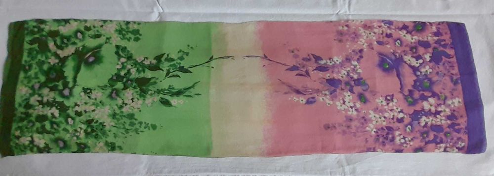 Две нежни дамски шалчета