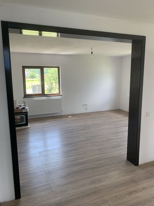 Se vinde casa detali