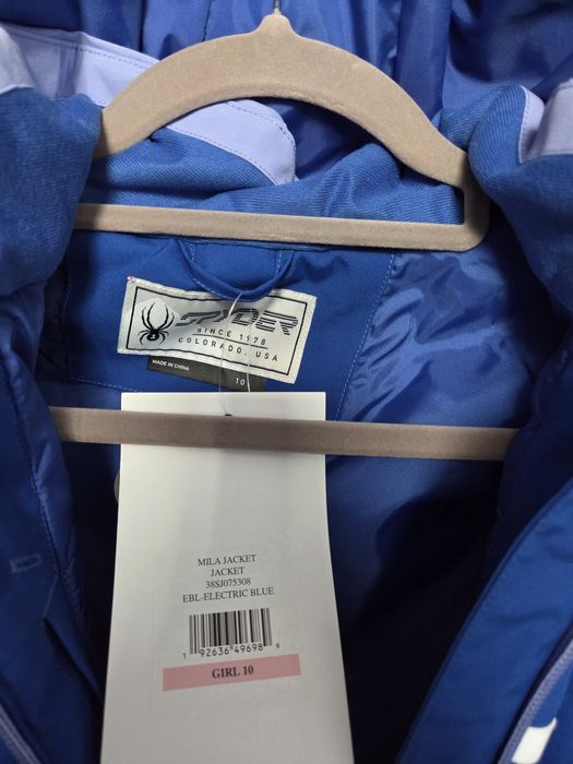 Jacheta de schi Spyder Mărimea.M sau 140 Noua