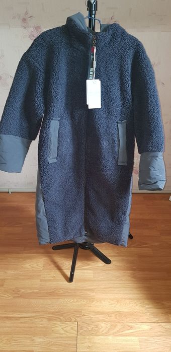 Пуховик зимний новый