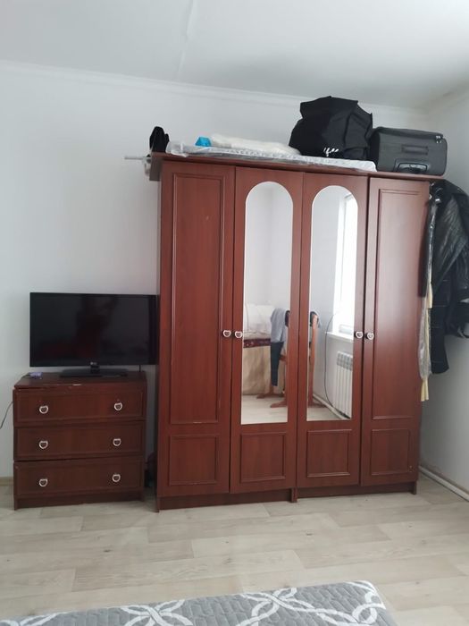 Продам спальный-горнитур без матраса