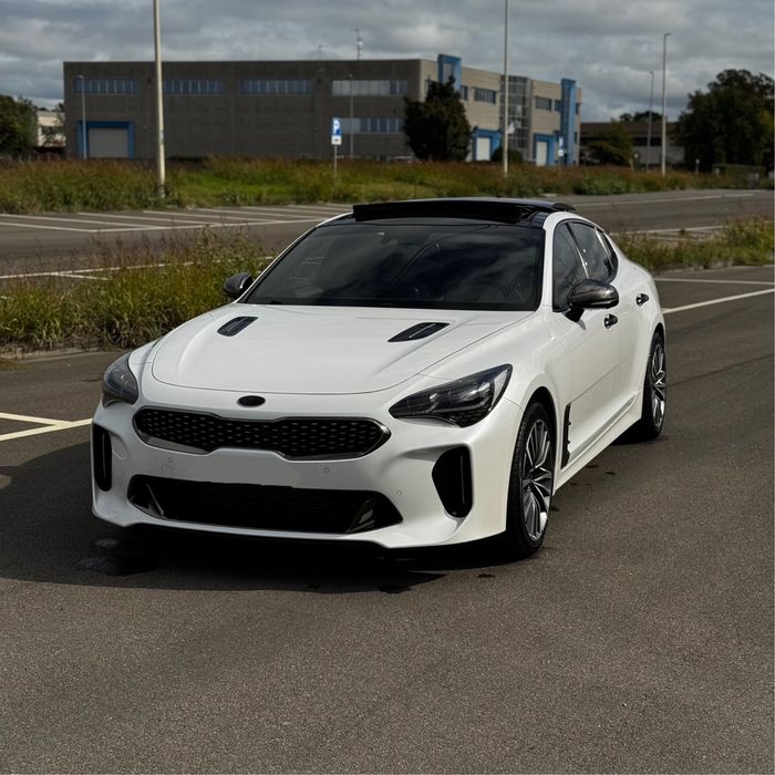 Kia Stinger 2.2 AWD GT full option
