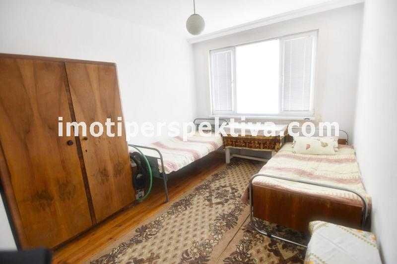 Продава се Многостаен апартамент в Пловдив, Христо Смирненски - 150 кв.м за 1100 €/кв.м - Снимка #2