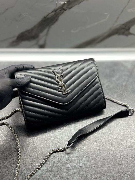 Sa*nt La*rent черна и бяла чанта