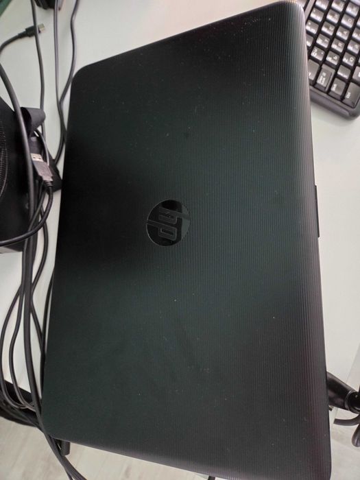 Лаптоп HP 15-ay021au + подарък HP чанта!