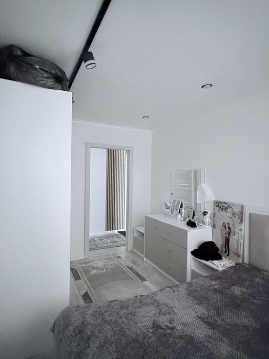 Продам 4х комнатную квартиру