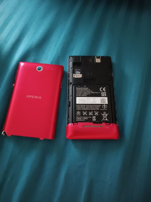 Vând telefon SONY