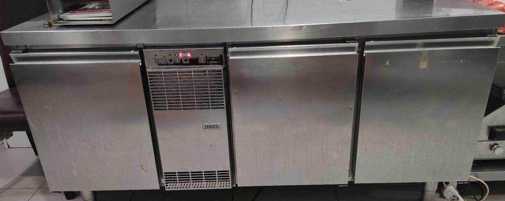 Masa rece ZANUSSI cu 3 usi