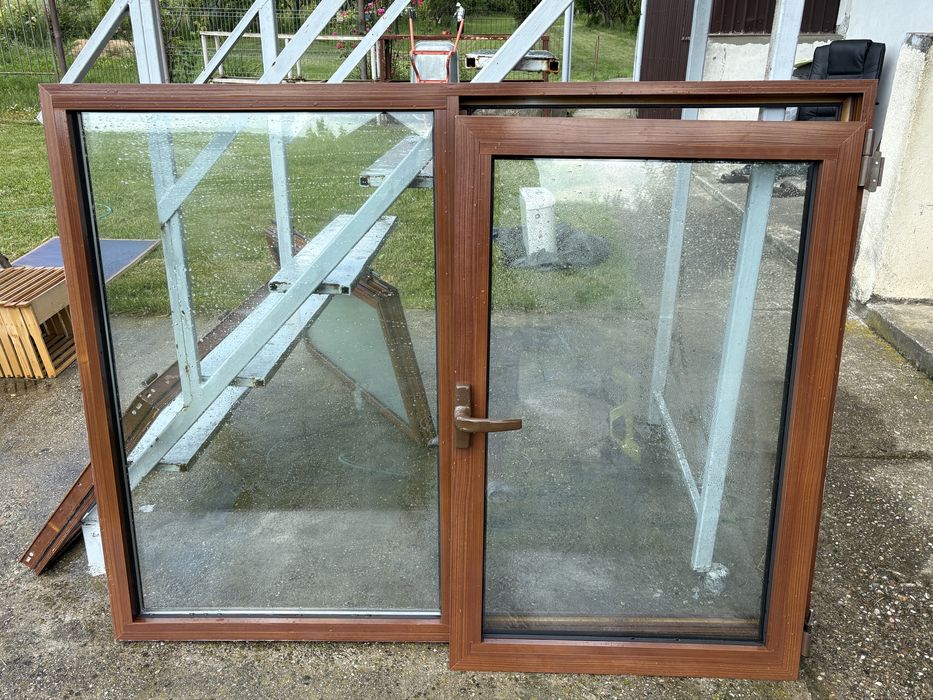 Termopane (culoare nuc)