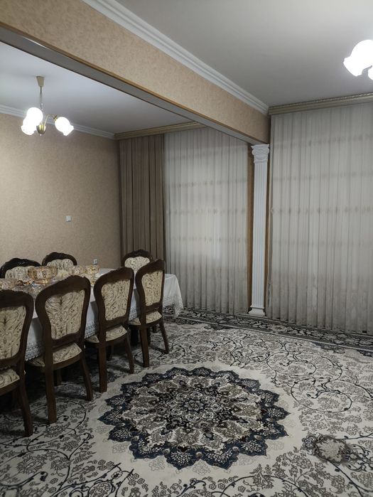 4 xonali uy sotiladi