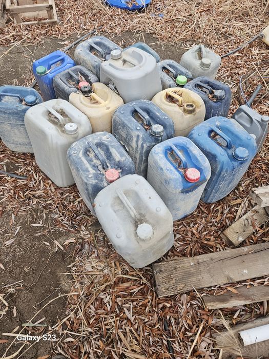 Канистр сатылады