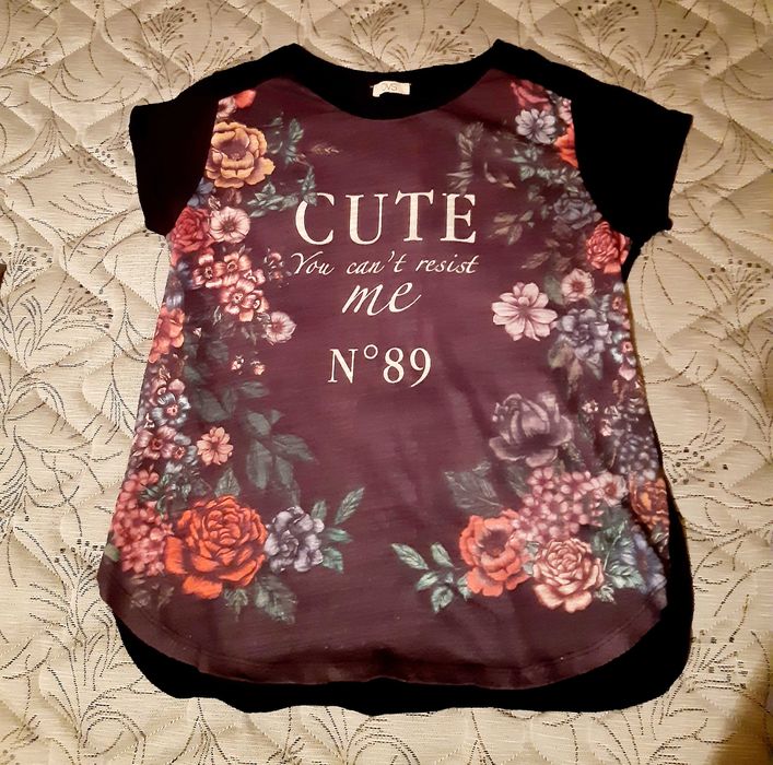 Блузи и тениски 10лв/бр