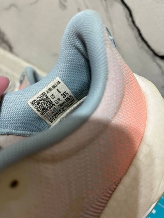 Женские кроссовки Li-Ning