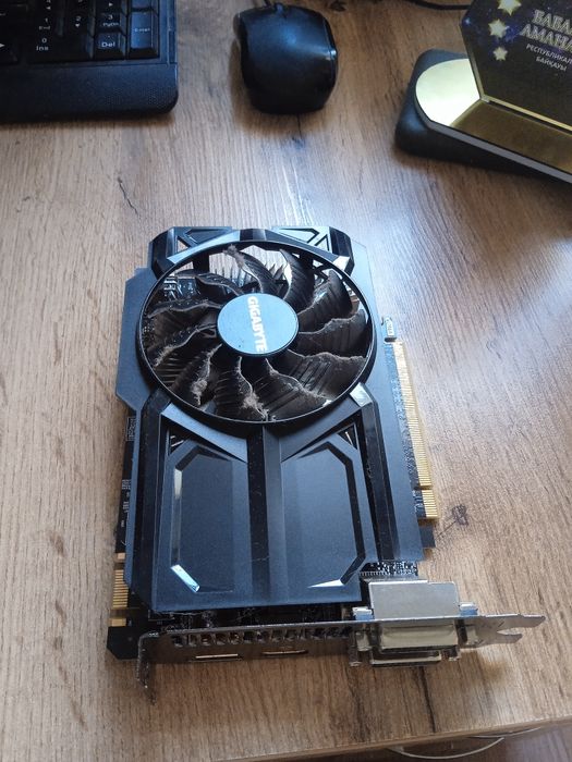 Продам Видеокарту gtx 950
